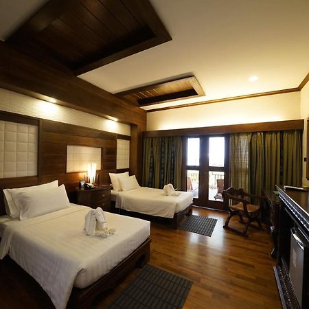Sunny Paradise Resort Ngwesaung Exterior foto